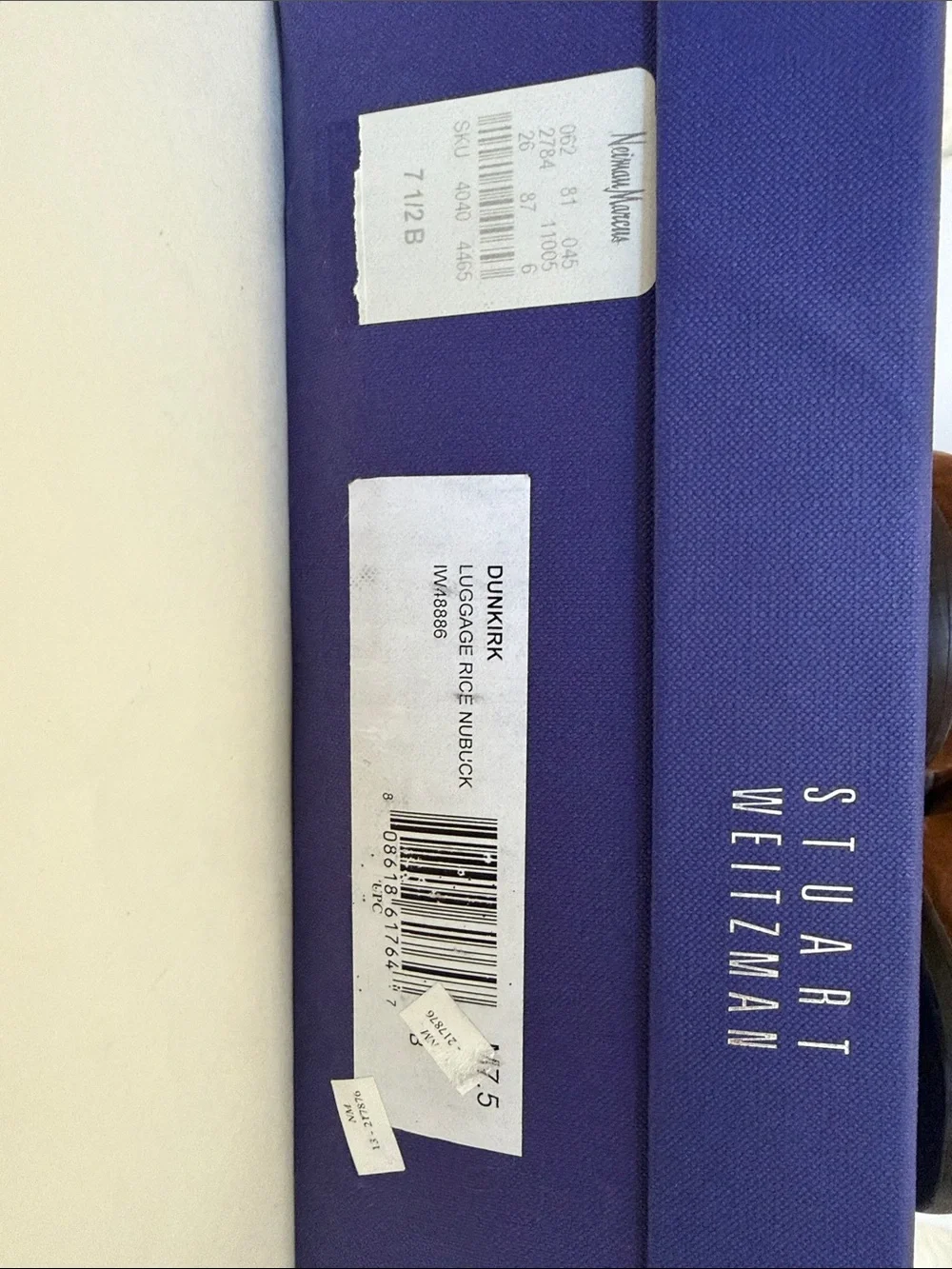 Stuart Weitzman light signs